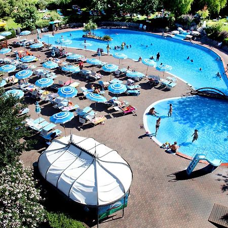 Centro Vacanze San Marino Exterior foto